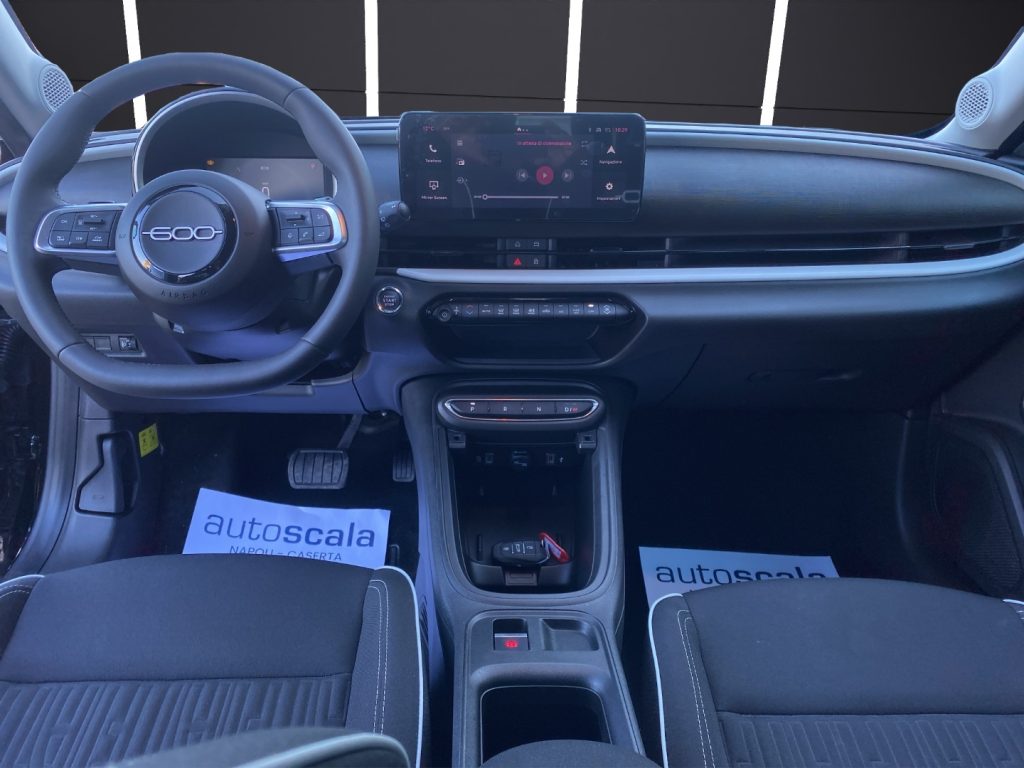 FIAT 600 Hybrid 100 CV DCT MHEV - 15