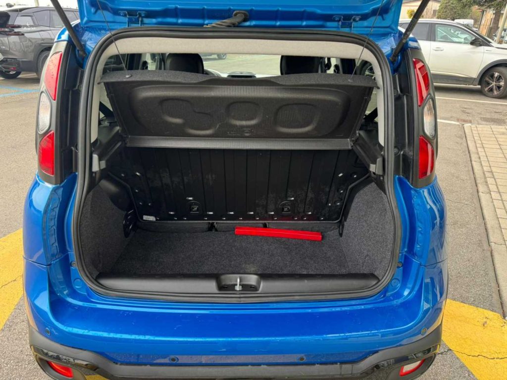 FIAT Panda 1.0 FireFly S&S Hybrid - 9
