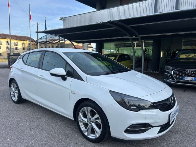 OPEL Astra Bianco pastello
