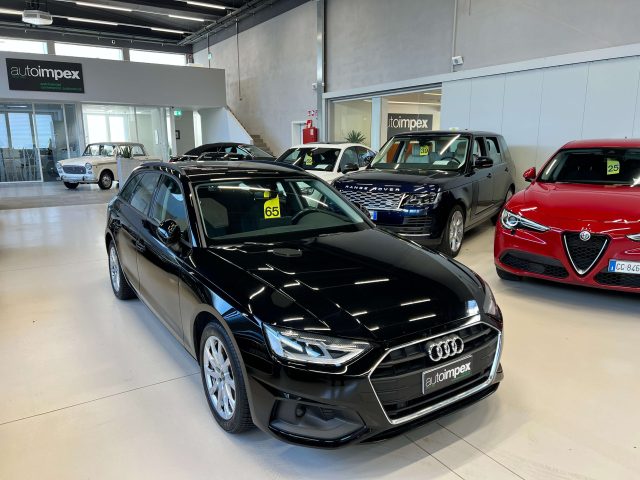 AUDI A4 Schwarz pastell