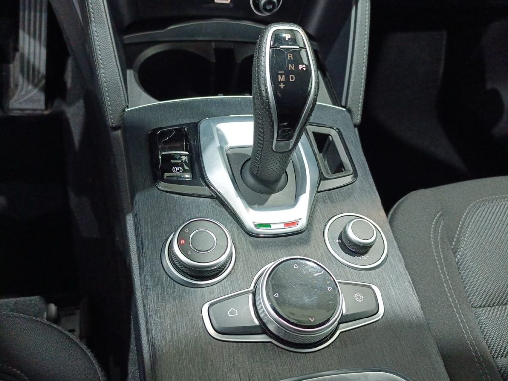 ALFA ROMEO Stelvio 2.2 Turbodiesel 190 CV AT8 Q4 Business - 22