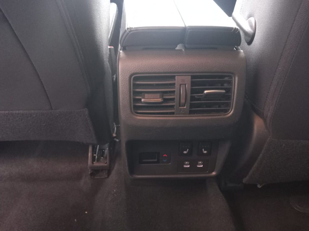 NISSAN X-Trail e-Power e-4orce 214CV 4WD 7 posti N-Connecta - 26