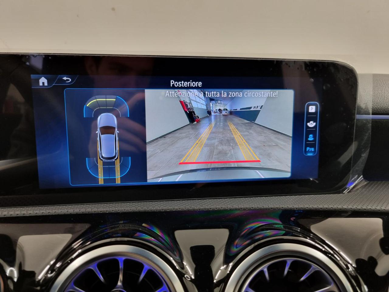 MERCEDES-BENZ A 220 Automatic 4Matic AMG Line Premium 204 CV - 9