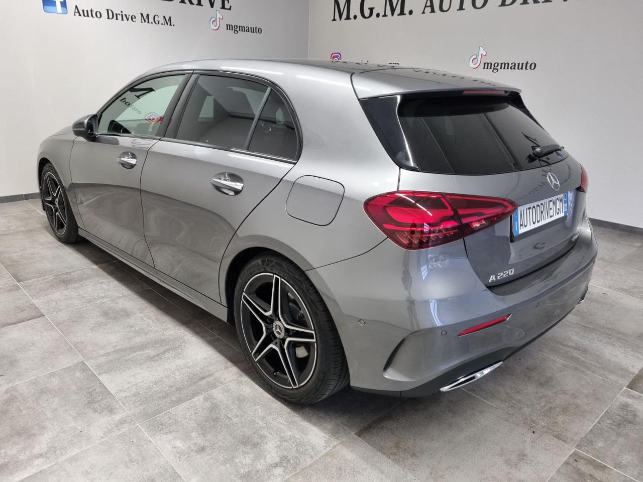 MERCEDES-BENZ A 220 Automatic 4Matic AMG Line Premium 204 CV - 29