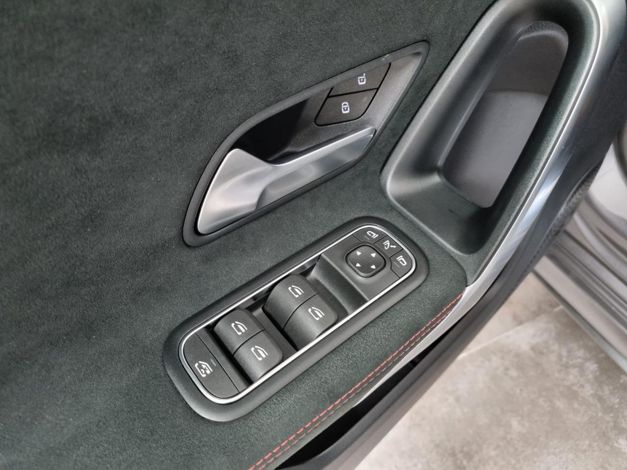 MERCEDES-BENZ A 220 Automatic 4Matic AMG Line Premium 204 CV - 41