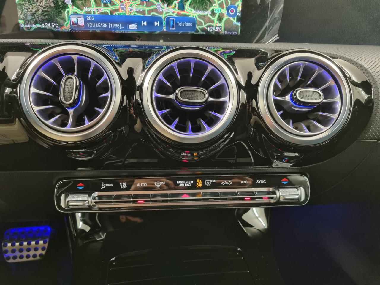 MERCEDES-BENZ A 220 Automatic 4Matic AMG Line Premium 204 CV - 19