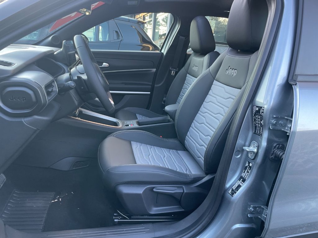 JEEP Avenger 1.2Turbo 145CV MHEV 4xe Upland+TETTO+INFO&CONV.PAC - 17