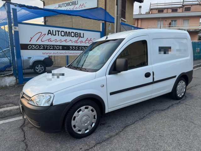 OPEL Combo Bianco pastello