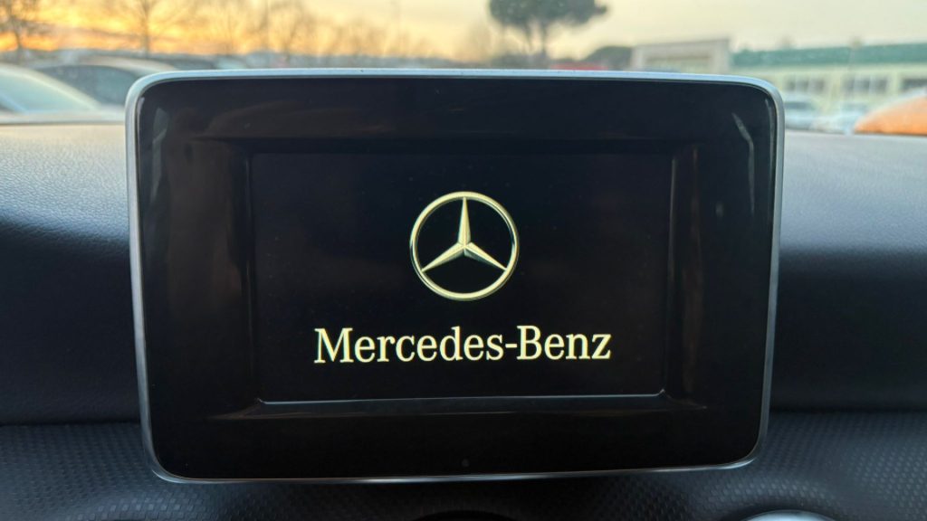 MERCEDES-BENZ A 180 CDI Sport OK NEOPATENTATI SOLO 95.000 KM - 11