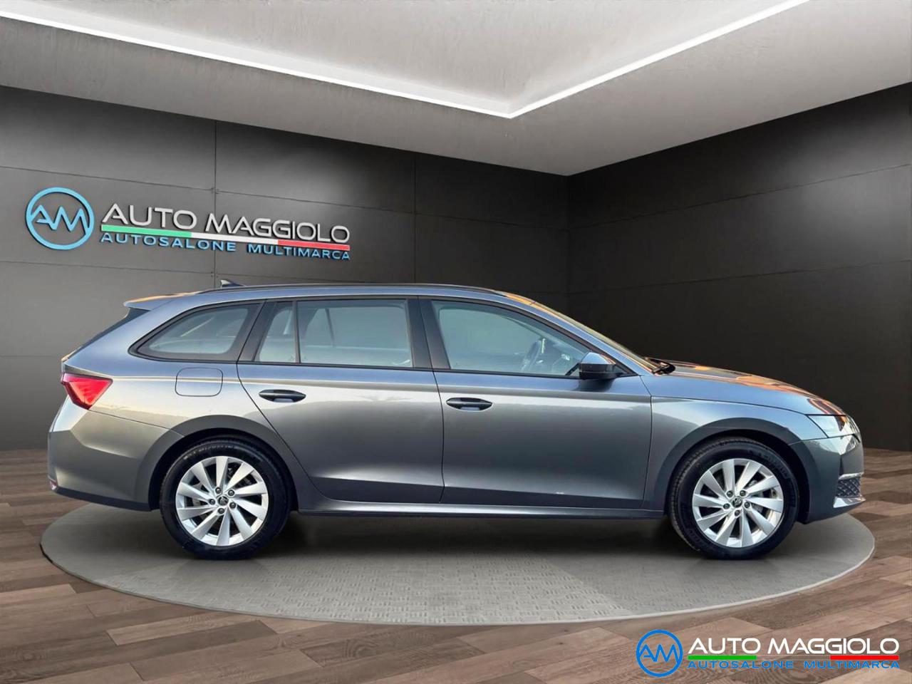 SKODA Octavia Wagon 2.0 TDI 150 CV DSG Selection PREZZO REALE - 4