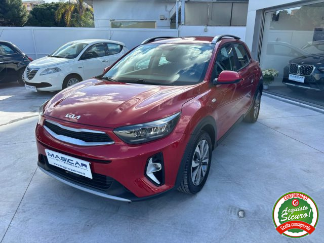 KIA Stonic Rosso metallizzato