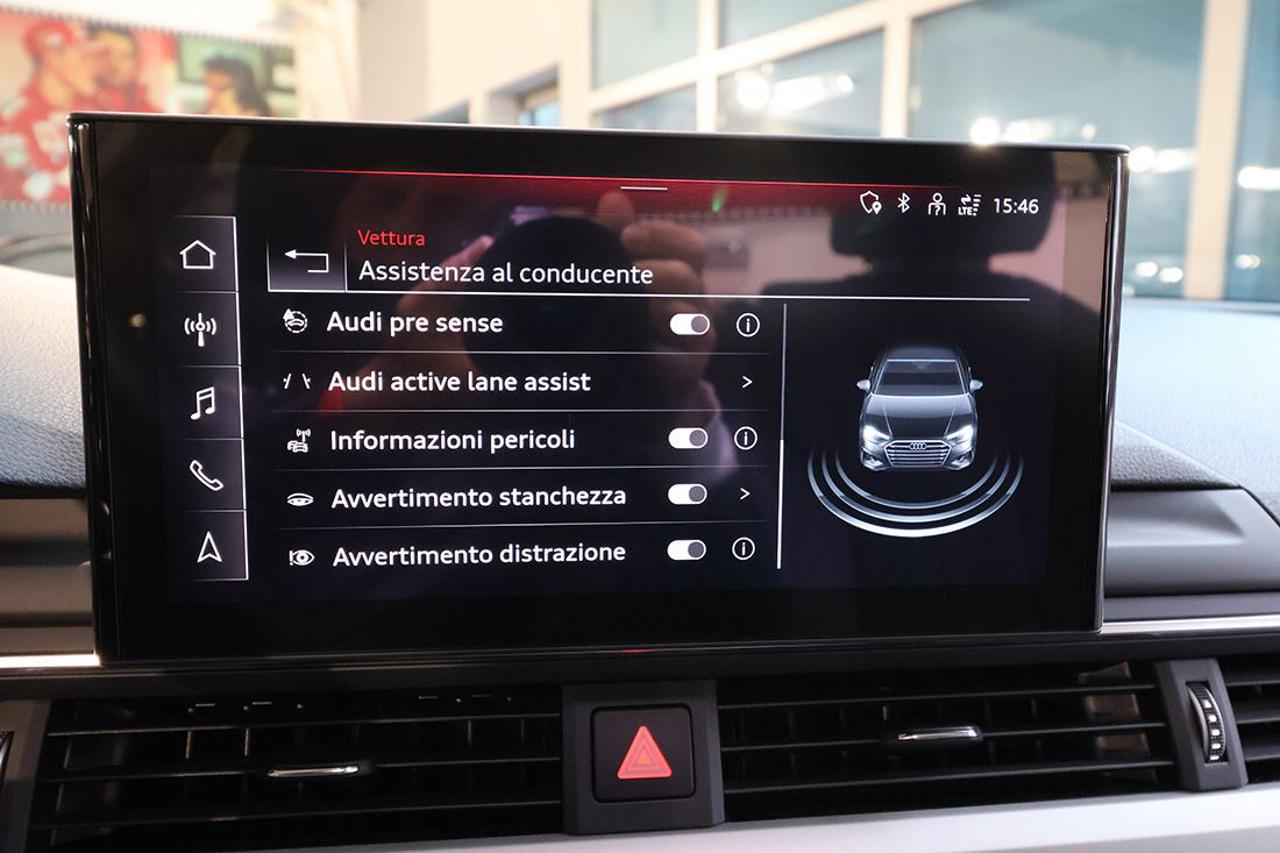 AUDI A4 35 TDI S-Tronic S-Line - 29