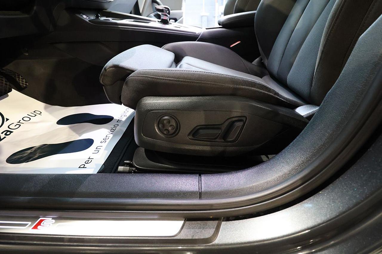 AUDI A4 35 TDI S-Tronic S-Line - 45