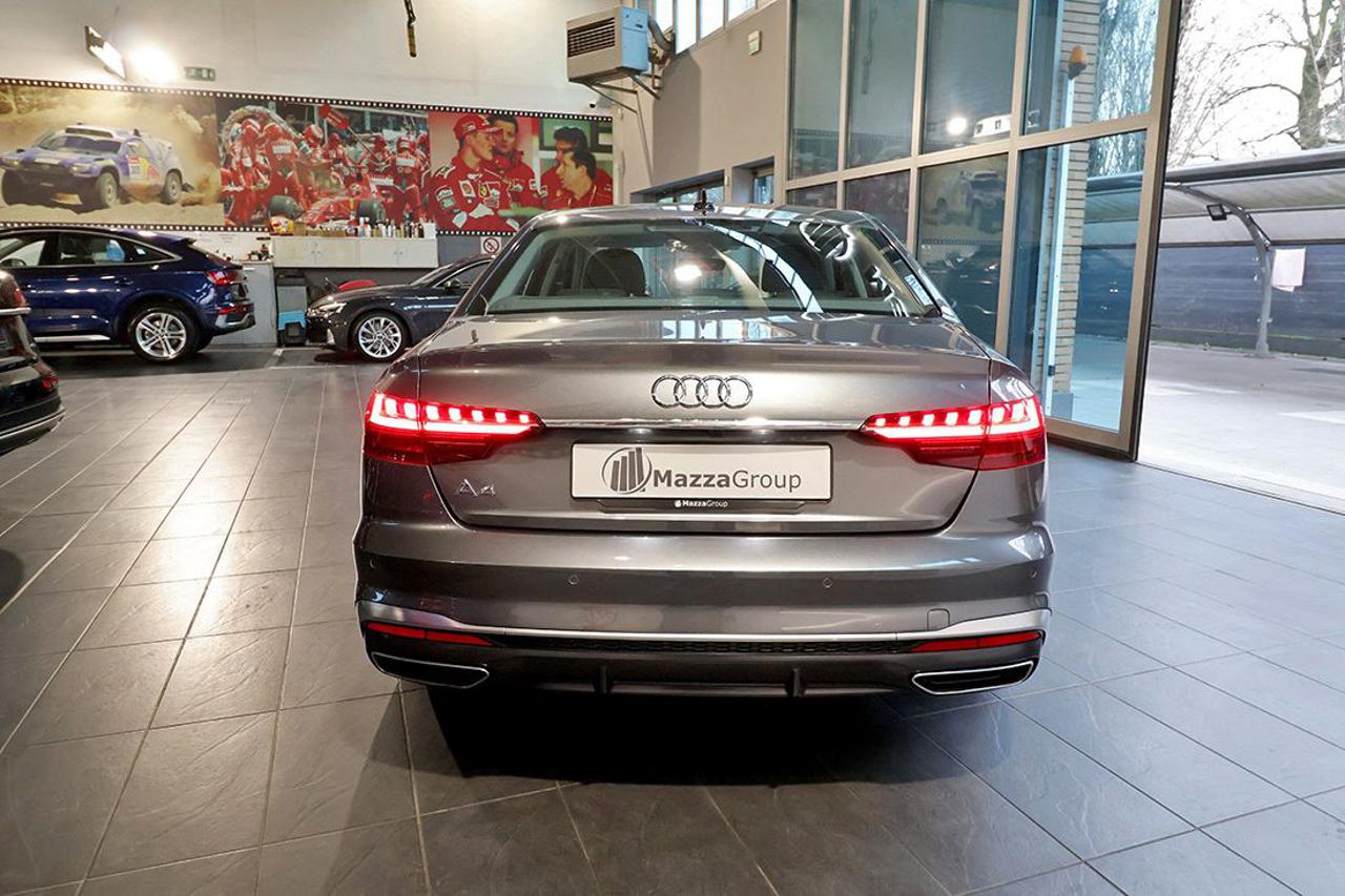 AUDI A4 35 TDI S-Tronic S-Line - 8