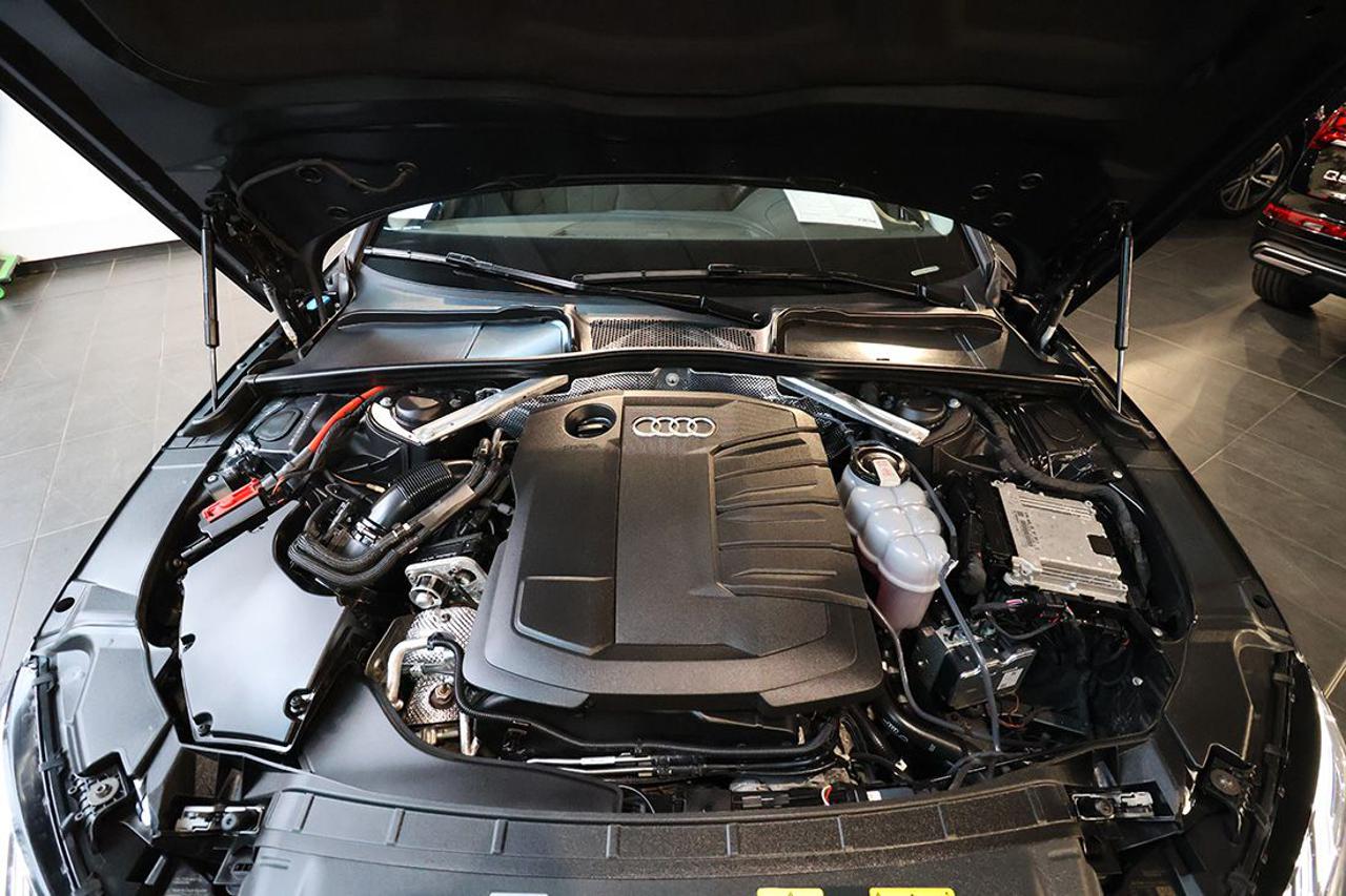 AUDI A4 35 TDI S-Tronic S-Line - 11