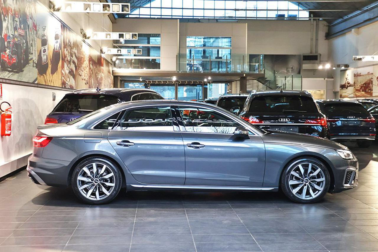 AUDI A4 35 TDI S-Tronic S-Line - 2