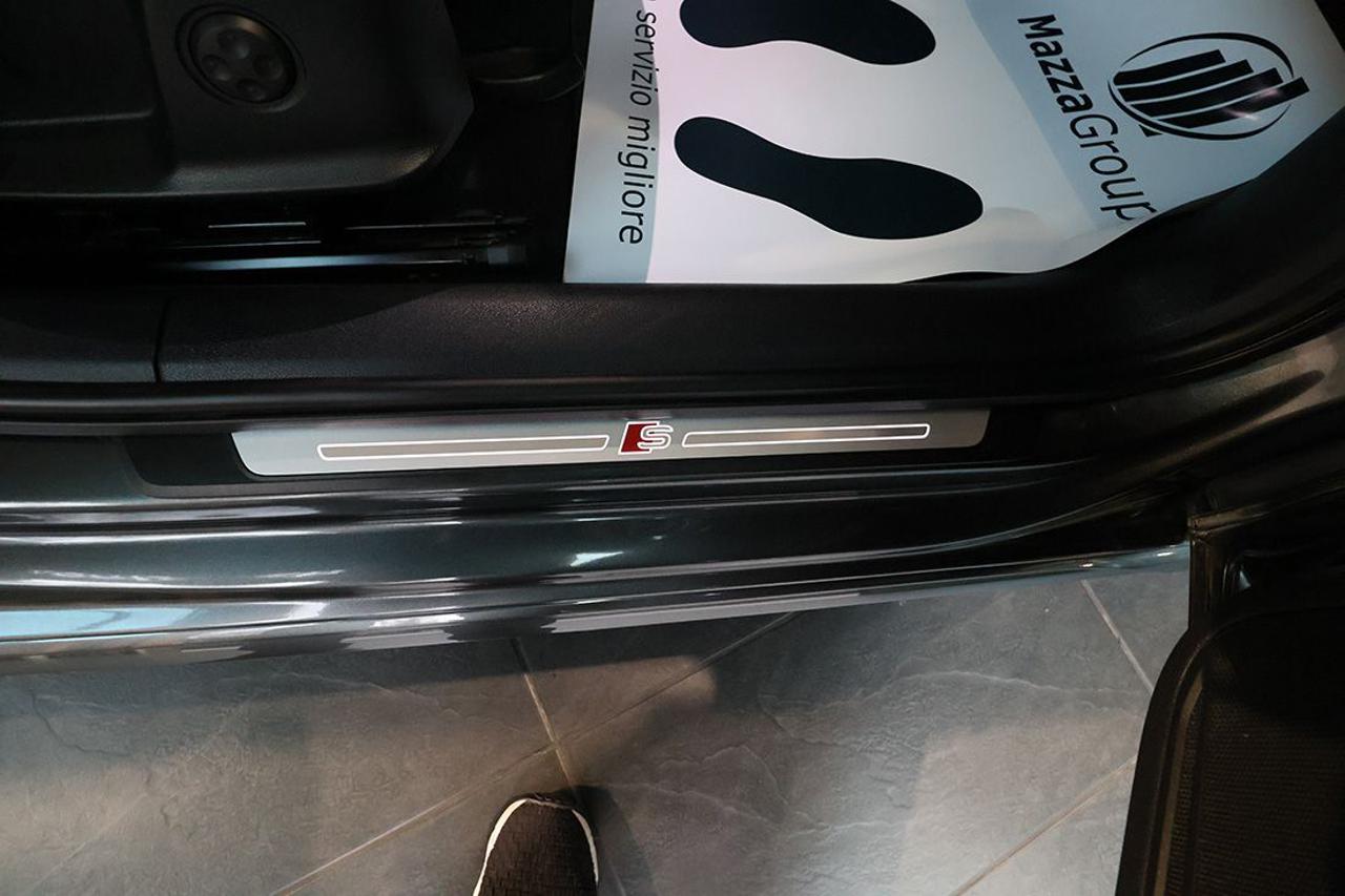 AUDI A4 35 TDI S-Tronic S-Line - 42