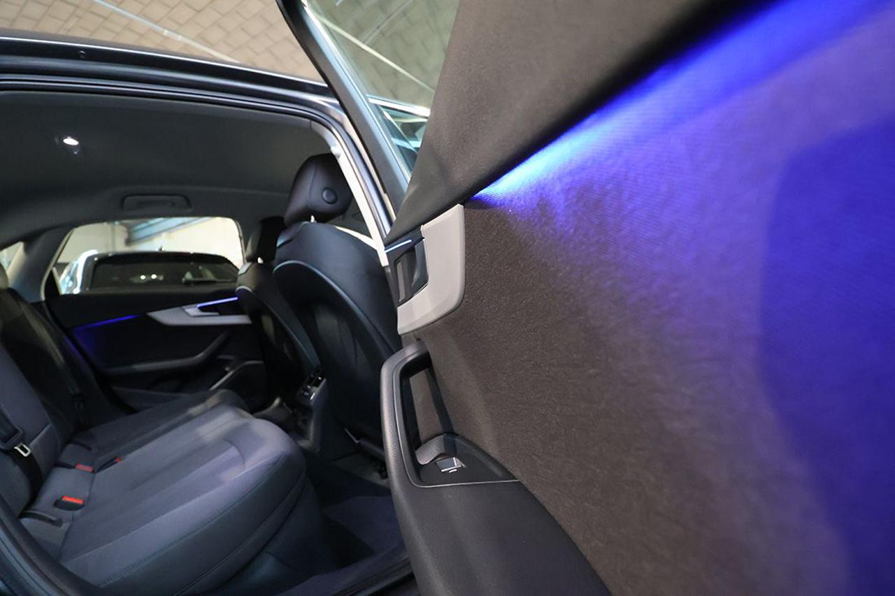 AUDI A4 35 TDI S-Tronic S-Line - 41