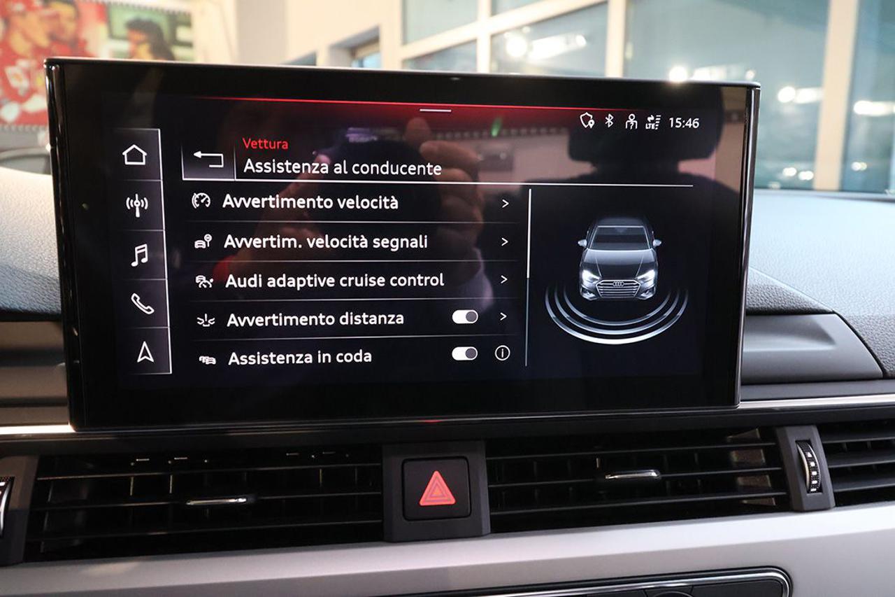 AUDI A4 35 TDI S-Tronic S-Line - 28