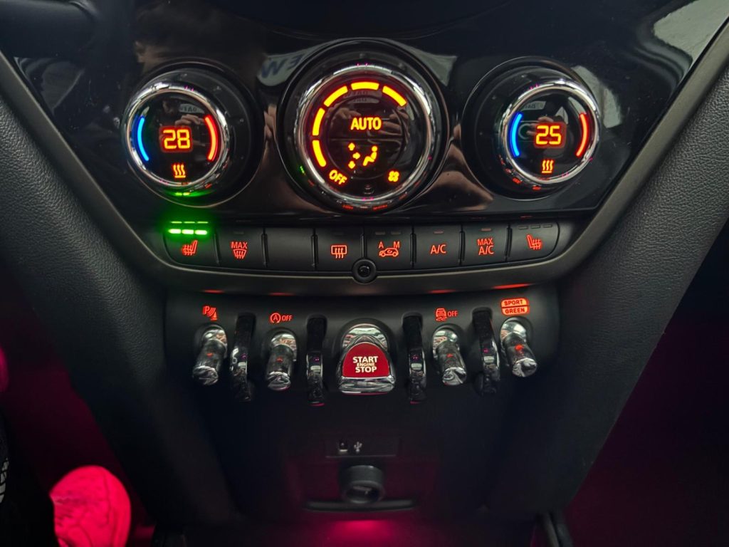 MINI Countryman 1.5 Cooper TETTO PANORAMA APRIBILE - 15