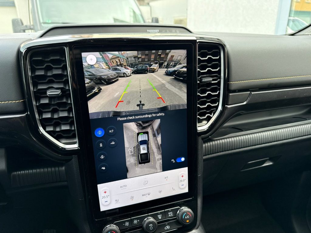 FORD Ranger 2.0 ECOBLUE aut. 205 CV DC Wildtrak 5 posti - 23