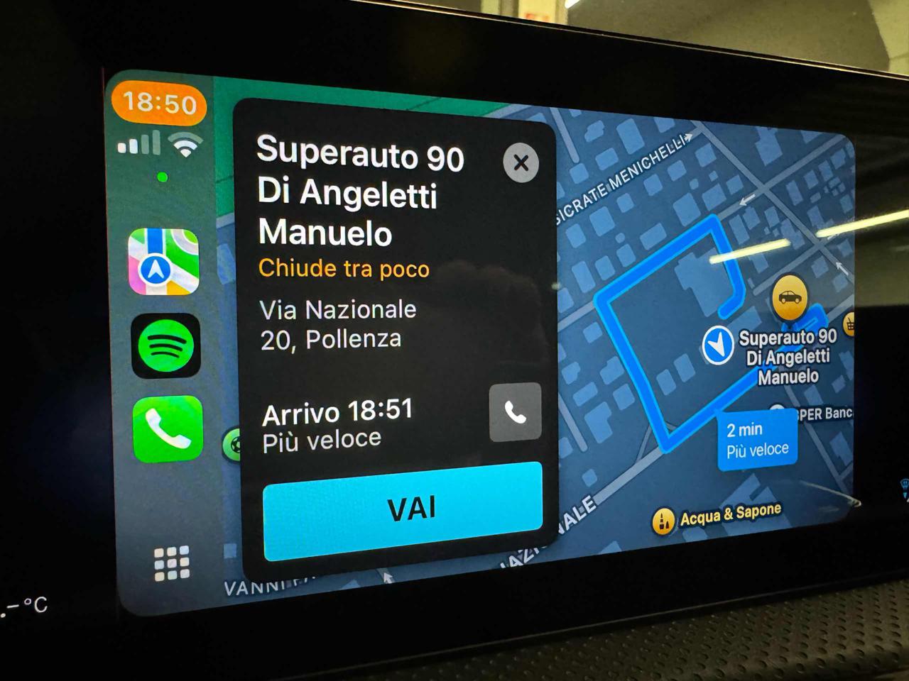 MERCEDES-BENZ A 200 d Sport - 16