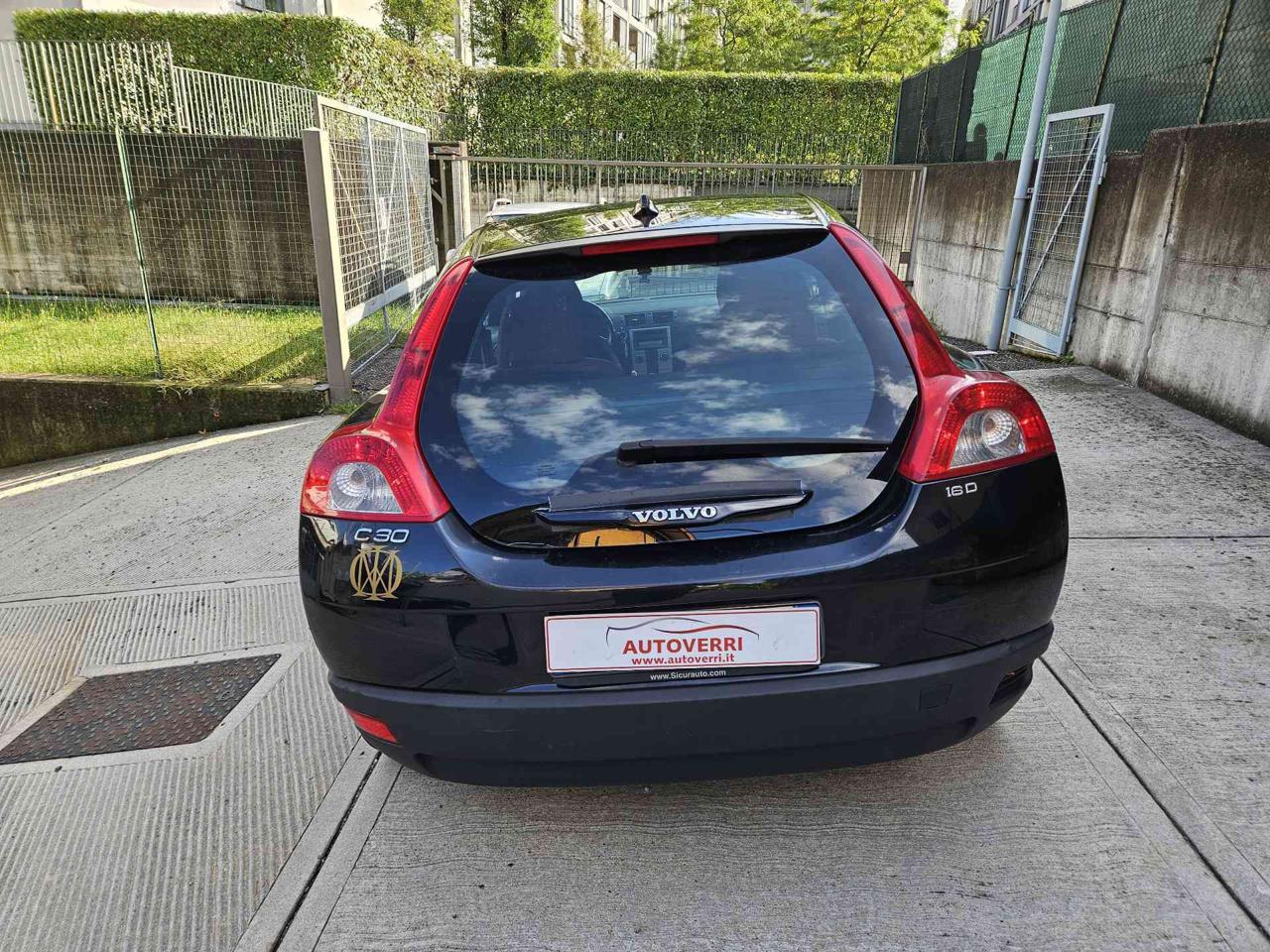 VOLVO C30 1.6 D Momentum  NEOPATENTATI OK !! - 6