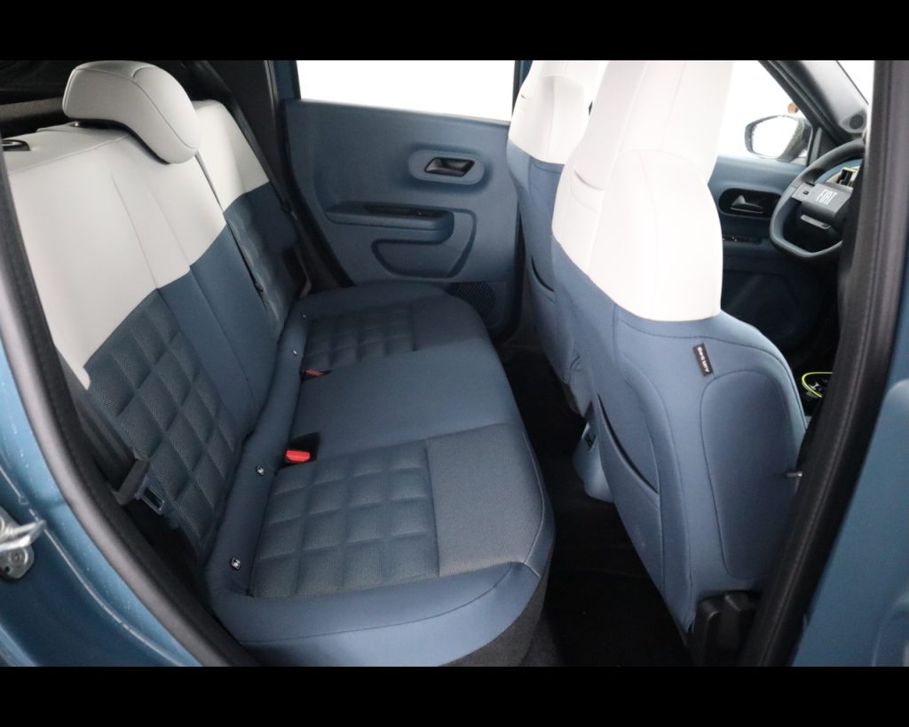 FIAT Grande Panda Hybrid La Prima 1.2 Hybrid 100cv - 18