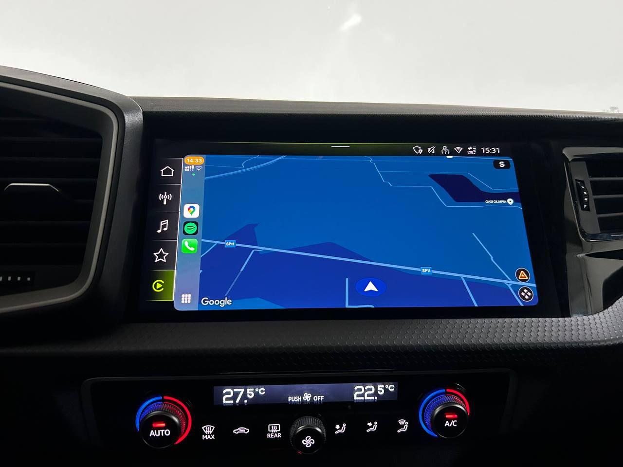 AUDI A1 SPB 30 TFSI Identity Black - 22