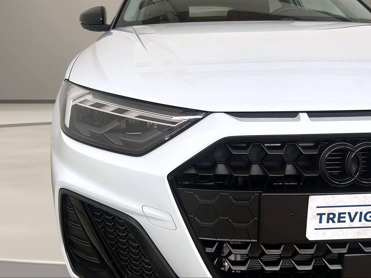 AUDI A1 SPB 30 TFSI Identity Black - 30