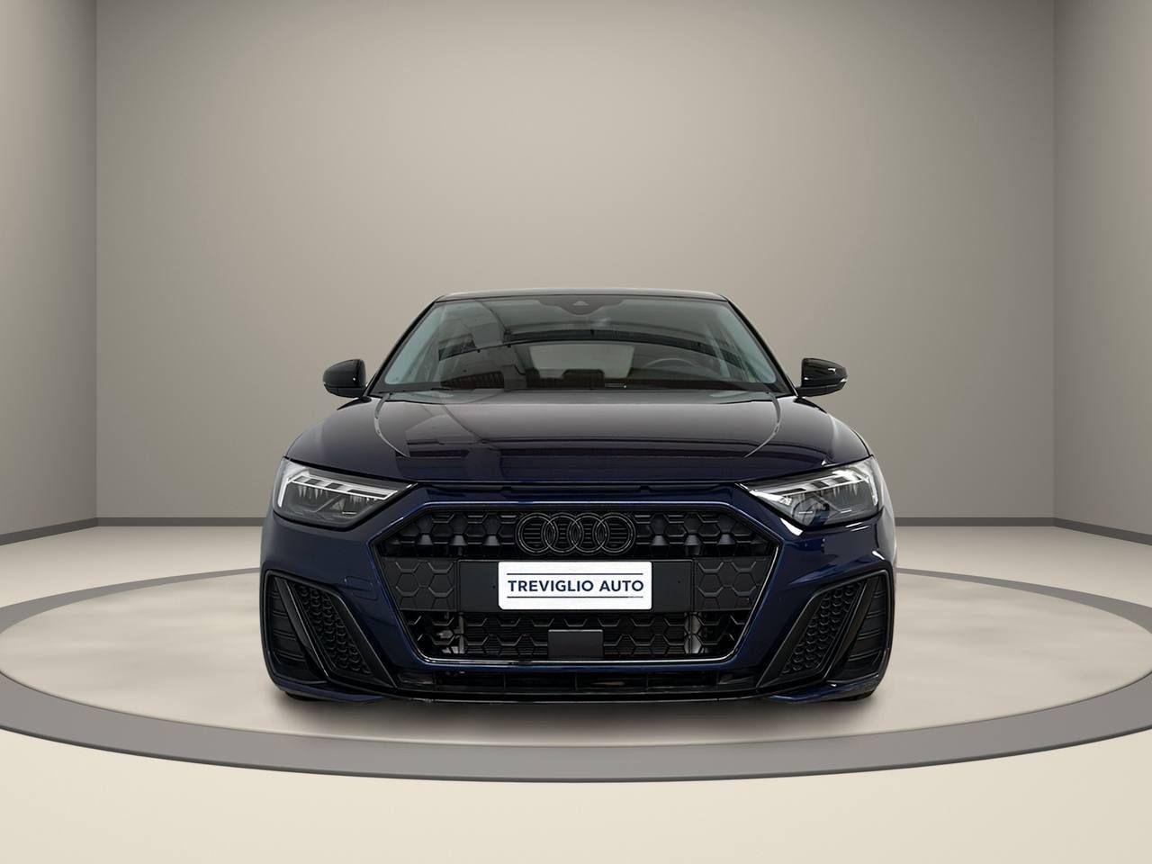 AUDI A1 SPB 30 TFSI Identity Black - 2