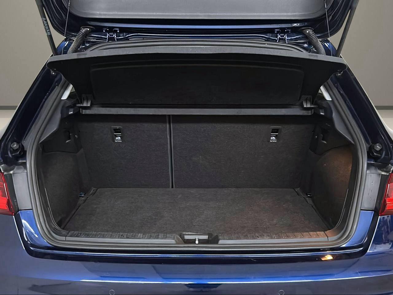 AUDI A1 SPB 30 TFSI Identity Black - 7