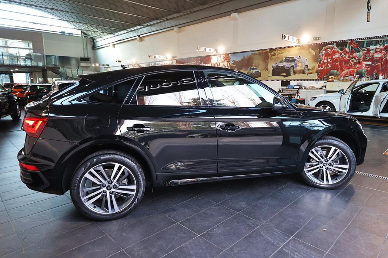 AUDI Q5 40 TDI Sportback Quattro S-Tronic S-Line Plus - 10