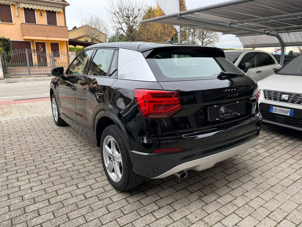 AUDI Q2 30 TDI S tronic Identity Black AUTOMATICA - 7