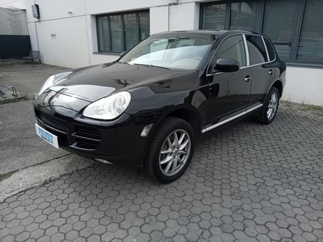PORSCHE Cayenne Nero metallizzato