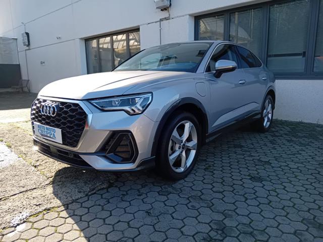 AUDI Q3 Argento metallizzato