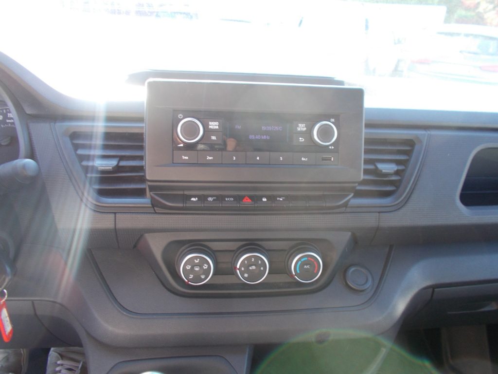 RENAULT Trafic T30 2.0 dCi 110CV PL-TN Furgone Ice - 11