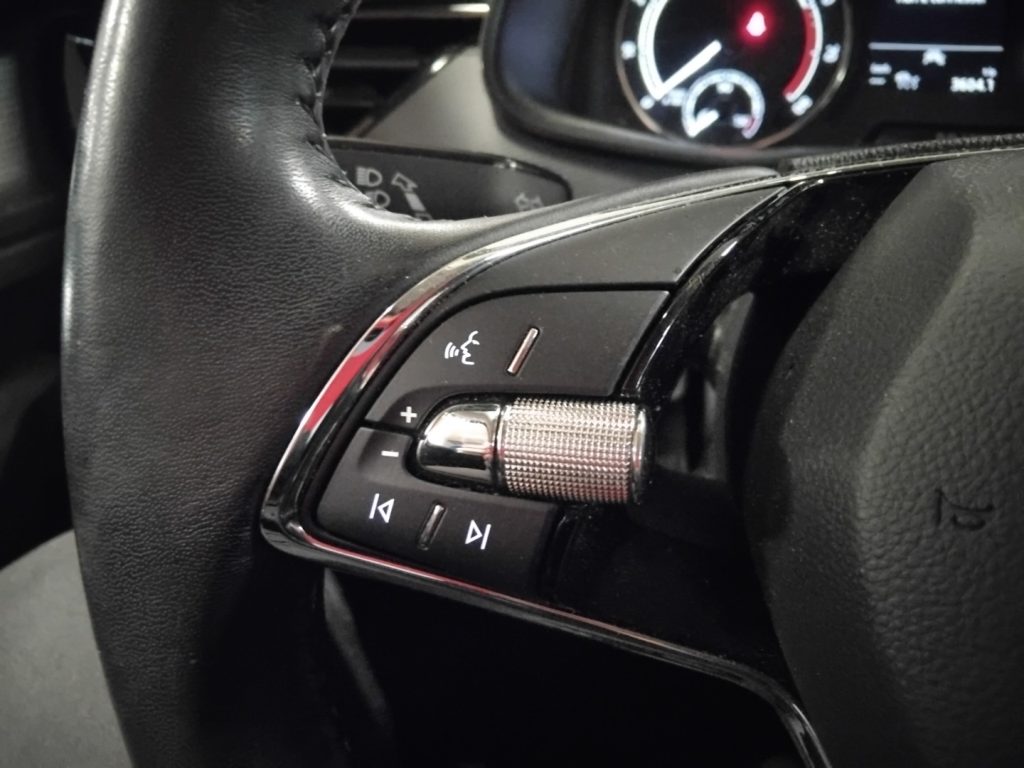 SKODA Kamiq 1.0 TSI 110 CV DSG Ambition - 26