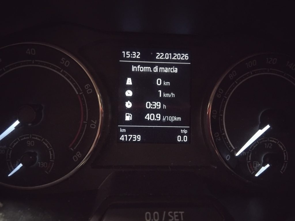 SKODA Kamiq 1.0 TSI 110 CV DSG Ambition - 28