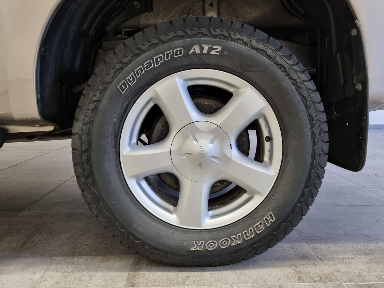 ISUZU D-Max 2.5 Space Cab Solar 4WD - 7