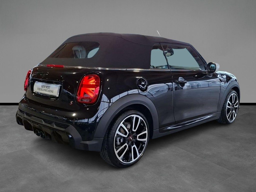 MINI Cabrio 2.0 Cooper S JCW Cabrio Aut. - 16