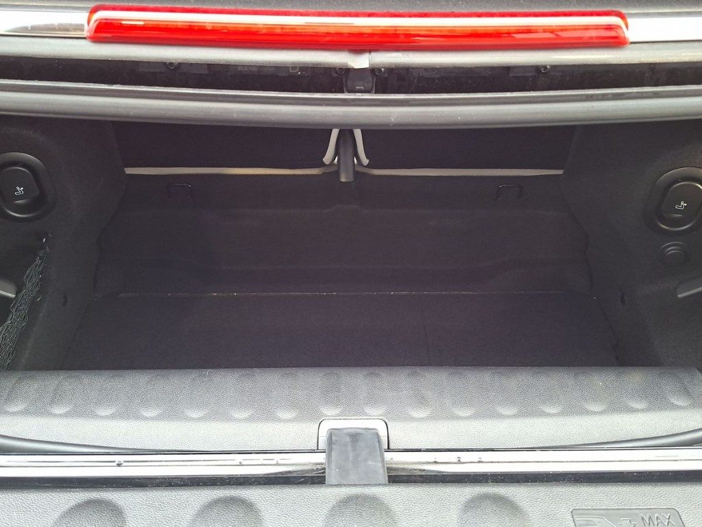 MINI Cabrio 2.0 Cooper S JCW Cabrio Aut. - 14