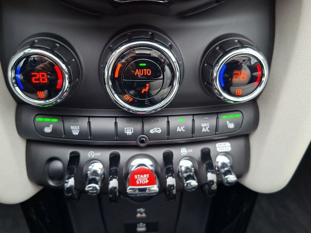 MINI Cabrio 2.0 Cooper S JCW Cabrio Aut. - 13