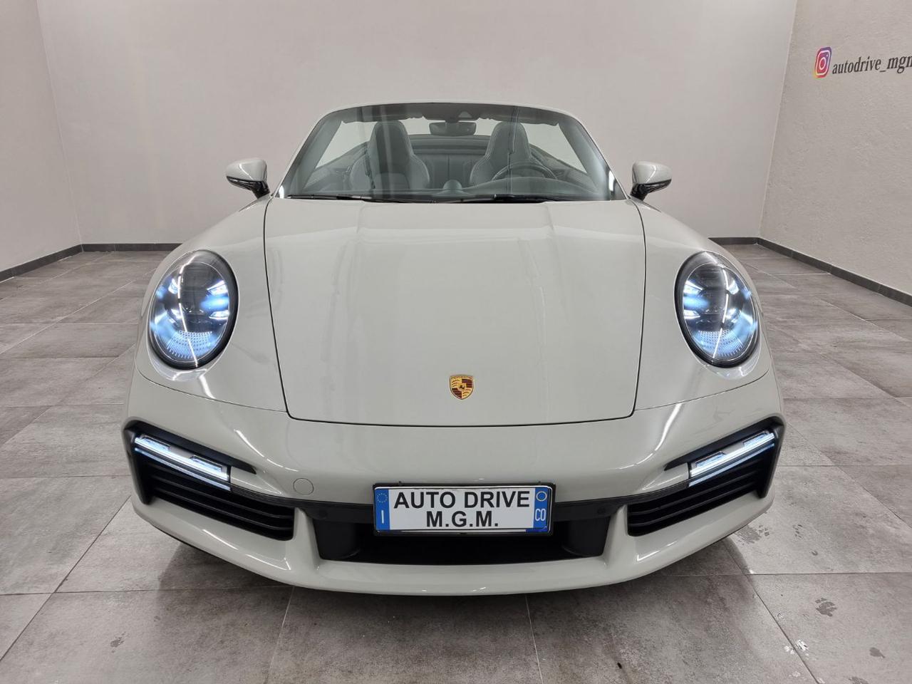 PORSCHE 911 Turbo S Cabriolet 650 cv - 5