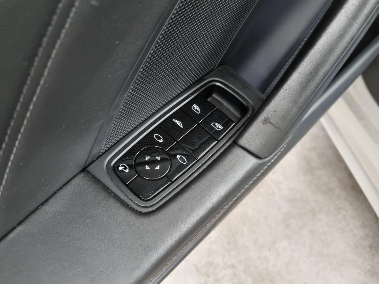 PORSCHE 911 Turbo S Cabriolet 650 cv - 23