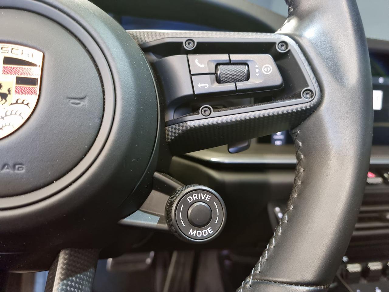 PORSCHE 911 Turbo S Cabriolet 650 cv - 17