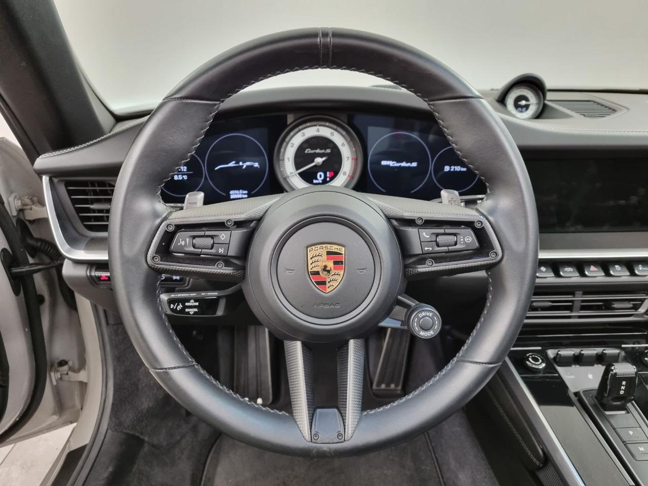 PORSCHE 911 Turbo S Cabriolet 650 cv - 27