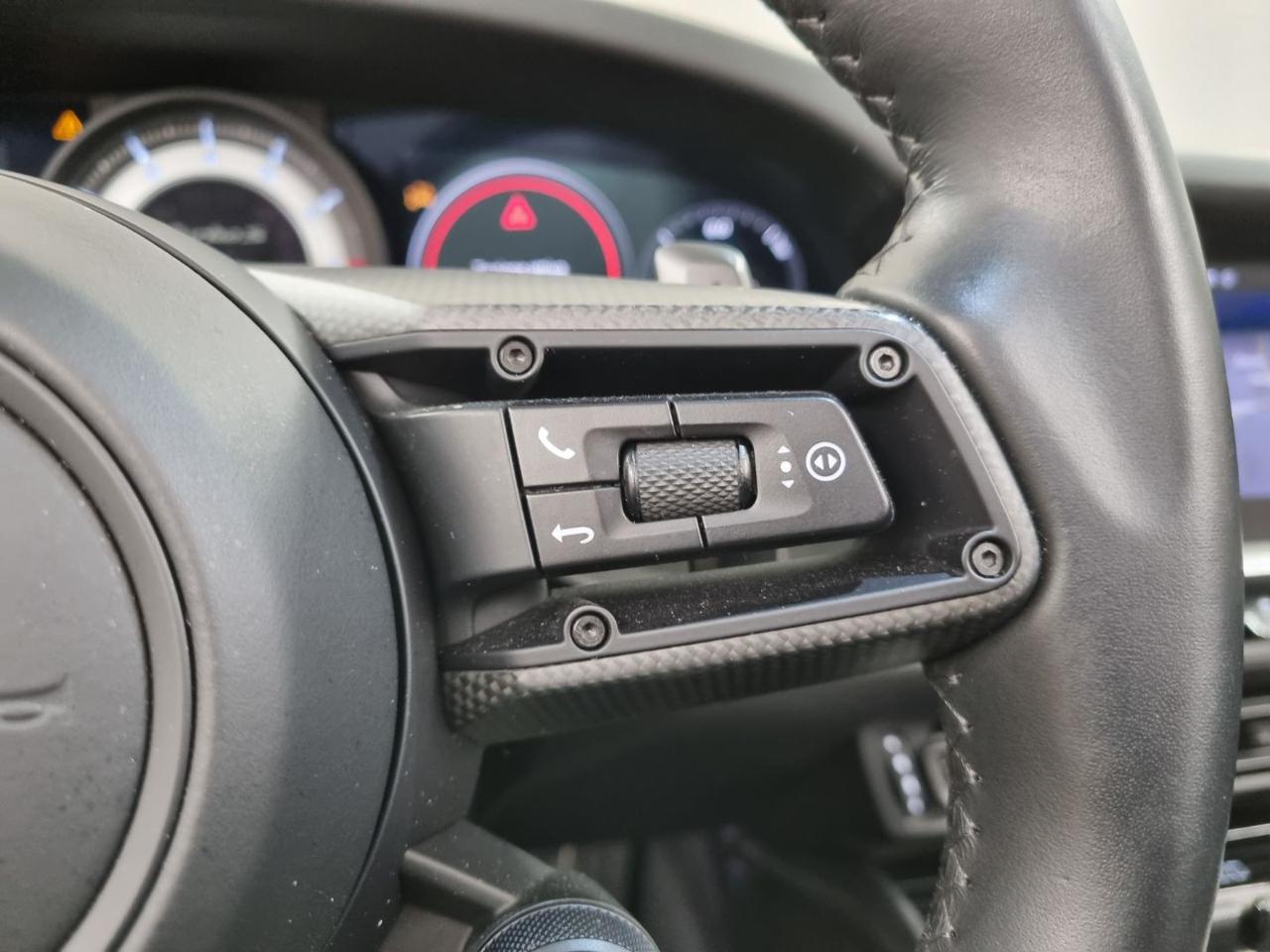 PORSCHE 911 Turbo S Cabriolet 650 cv - 30