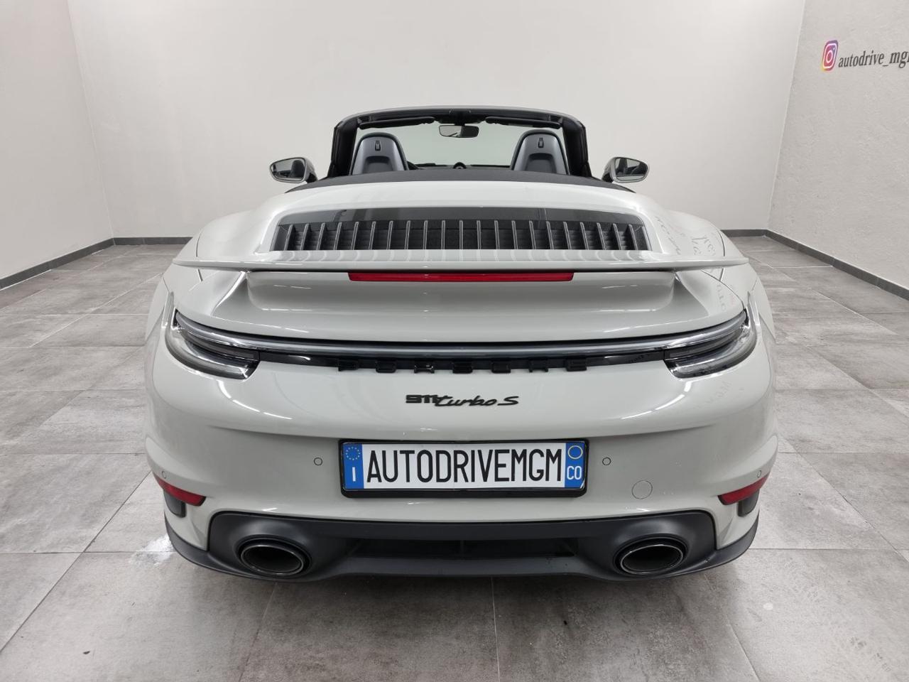 PORSCHE 911 Turbo S Cabriolet 650 cv - 20