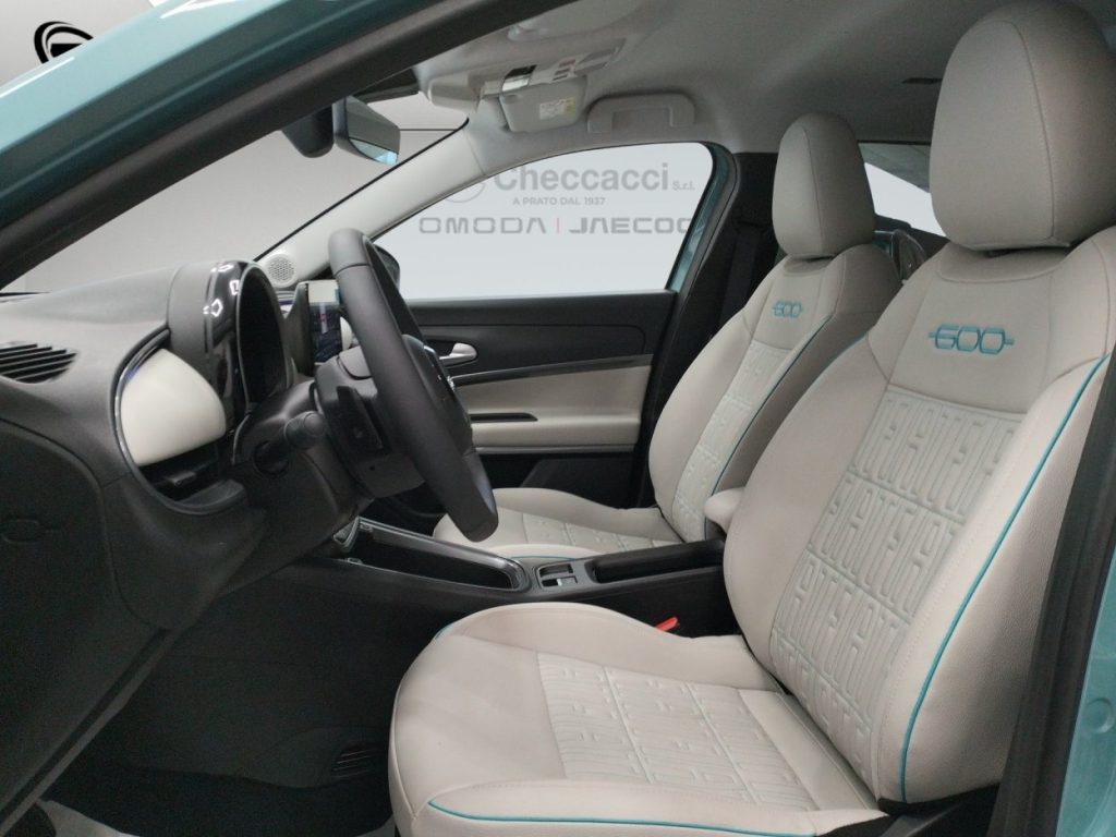 FIAT 600 Hybrid 100 CV DCT MHEV La Prima - 12